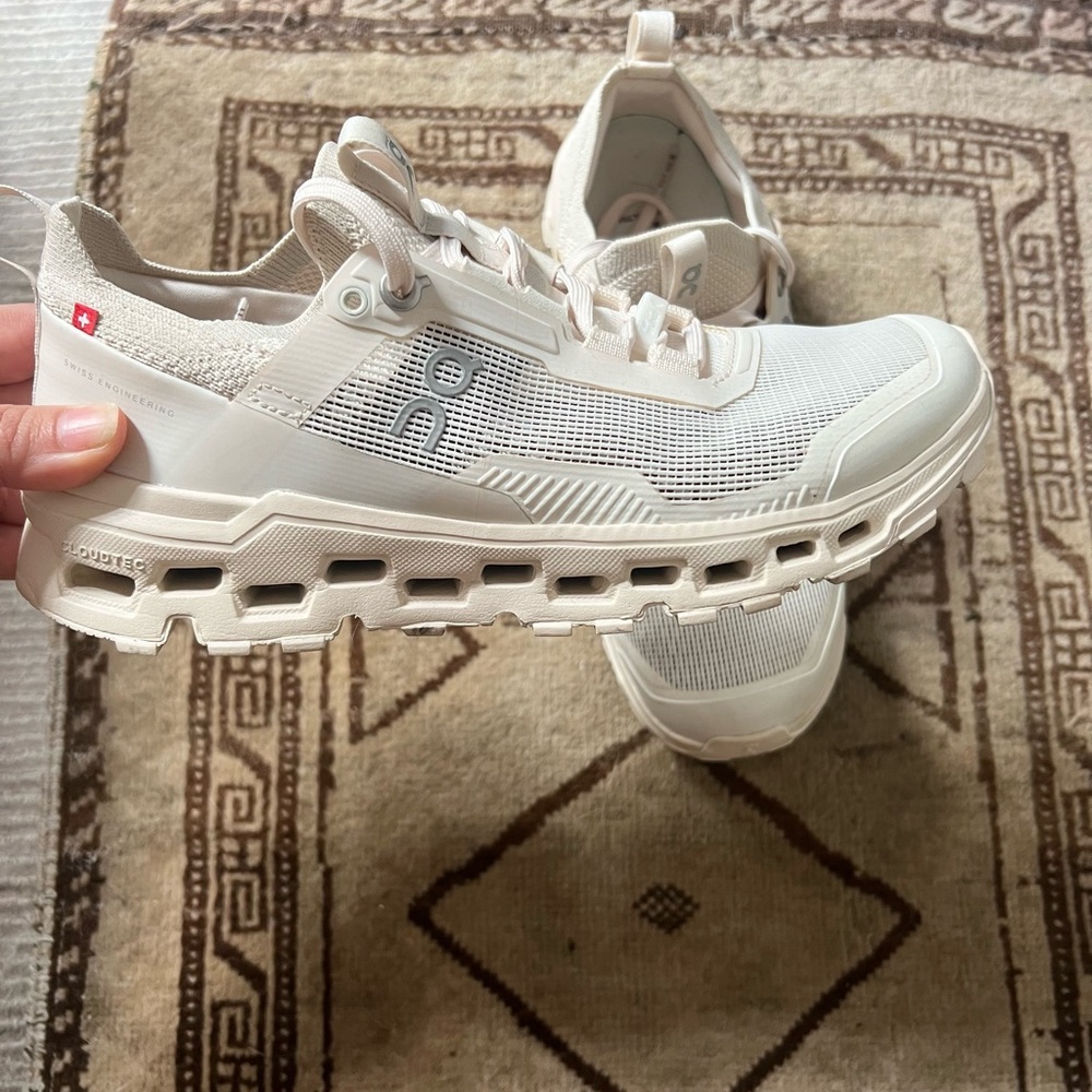 On Running Women's CLOUDULTRA 2, Dew, Size 7.5